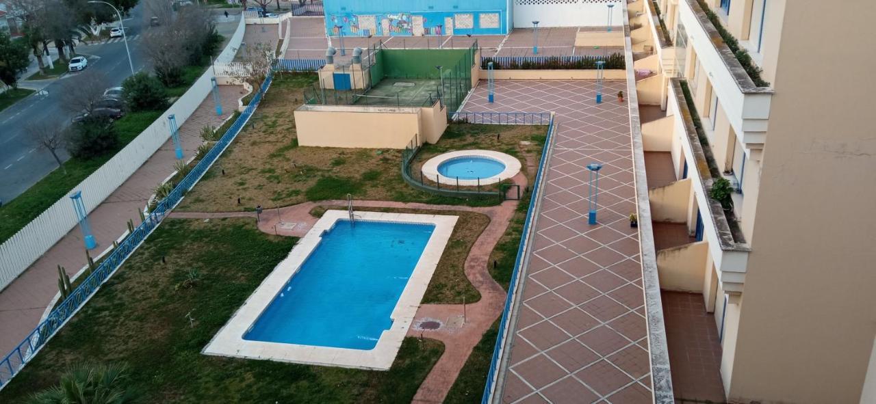 Fibes Lux Sevilla Este. Sevilha Exterior foto