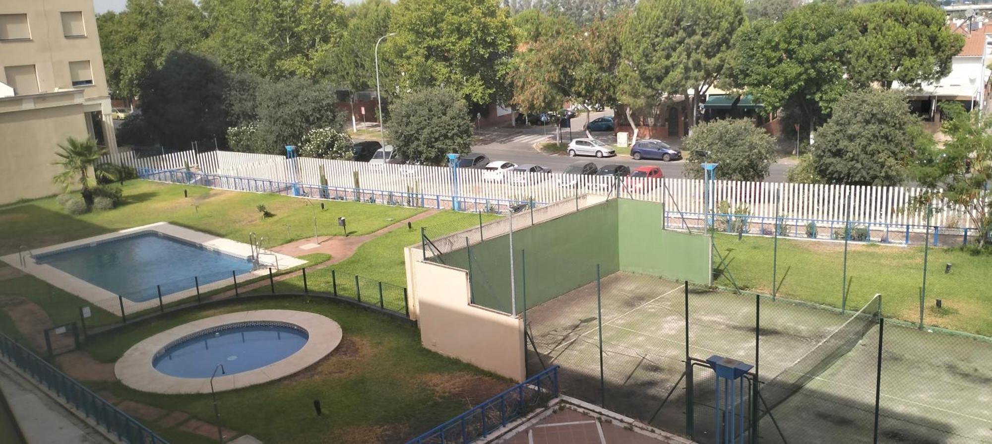 Fibes Lux Sevilla Este. Sevilha Exterior foto