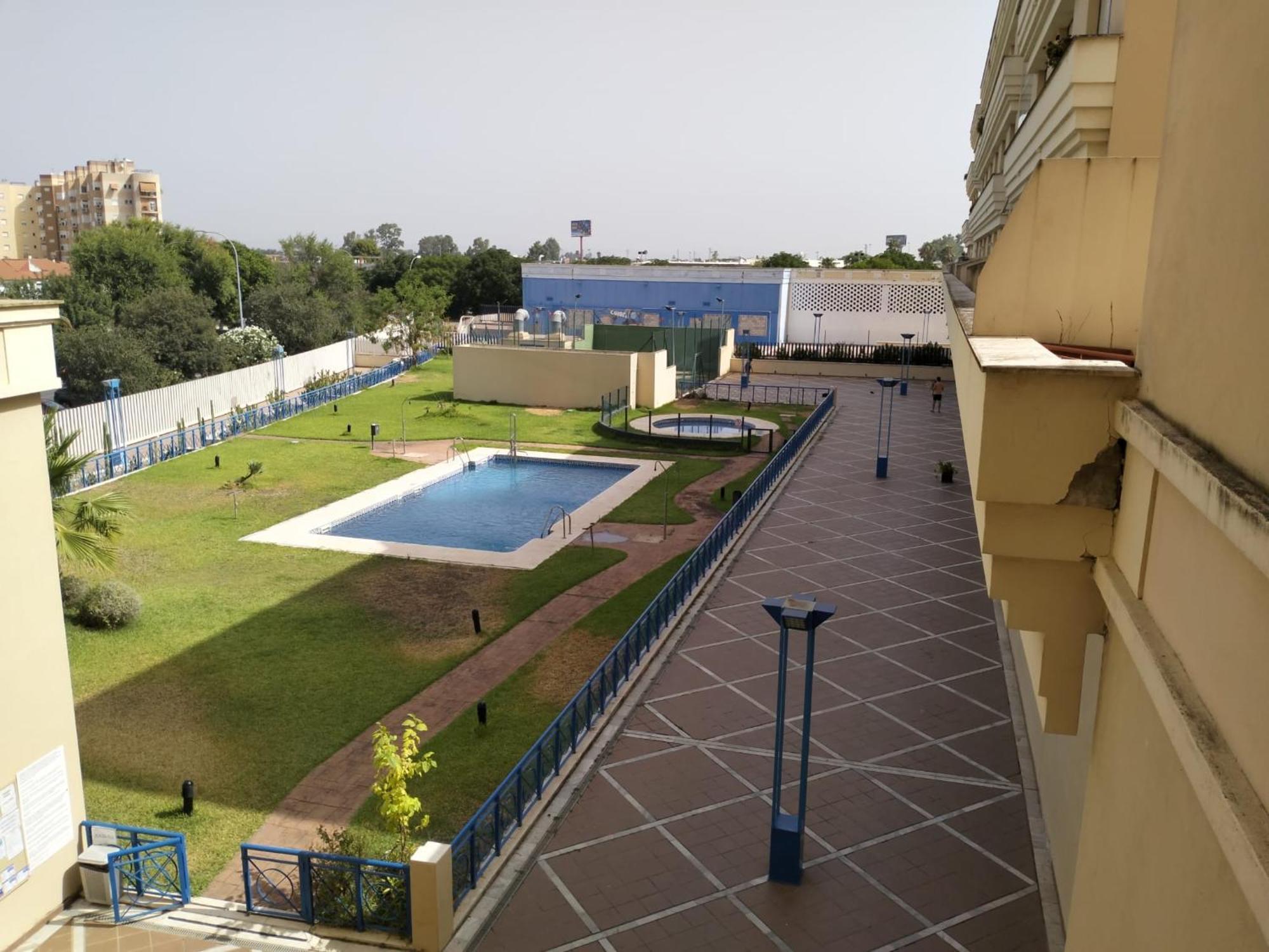 Fibes Lux Sevilla Este. Sevilha Exterior foto